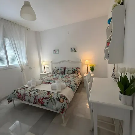 Lägenhet Carihuela